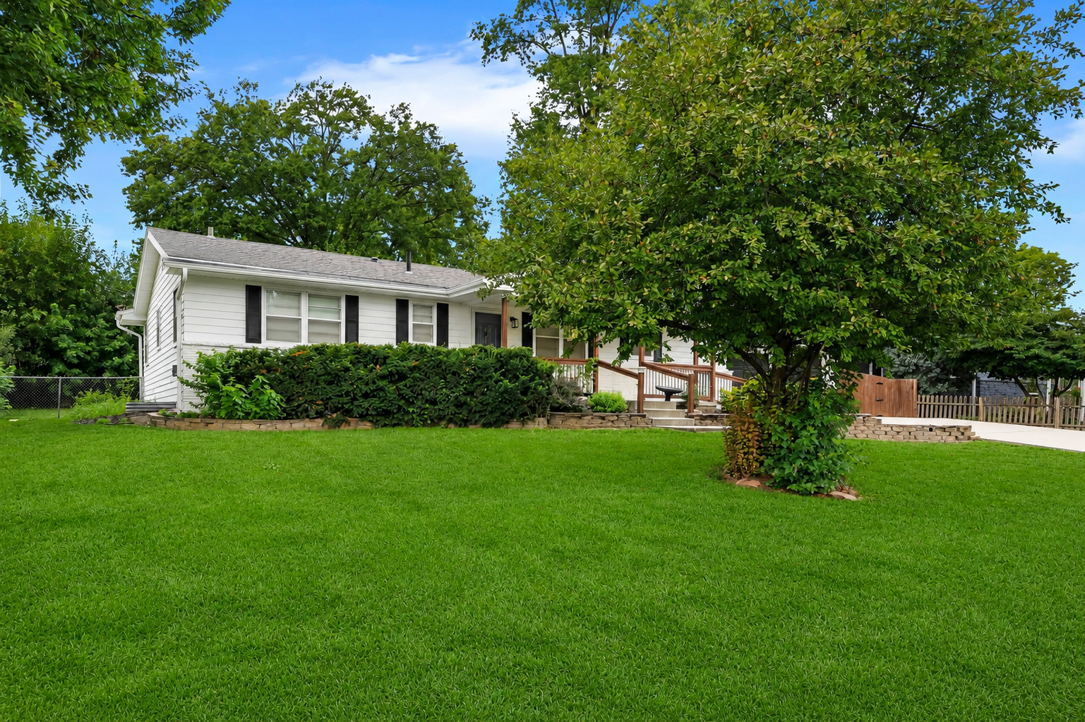 RCVRY HOUSE exterior — front view of men's sober living home